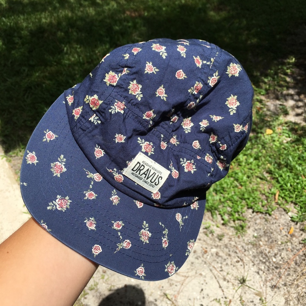 5 panel hat